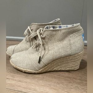 Toms Womens Espadrille Wedge Burlap Ankle Bootie Beige Lace Up Sz 8.5